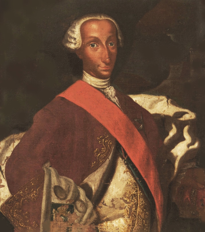 Carlo di Borbone, protettore dell’Arciconfraternita, con il cappuccio sul braccio, simbolo dell’appartenenza al sodalizio